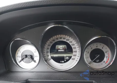 2013 Mercedes-Benz Glk 350 4Matic z USA, uszkodzony, nr VIN WDCGG8JB4DG056393